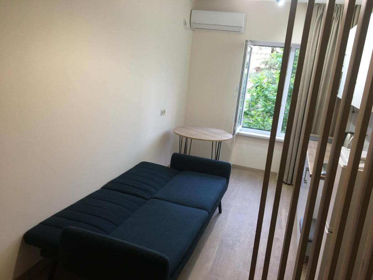 Room 27 In Кутаїсі Екстер'єр фото