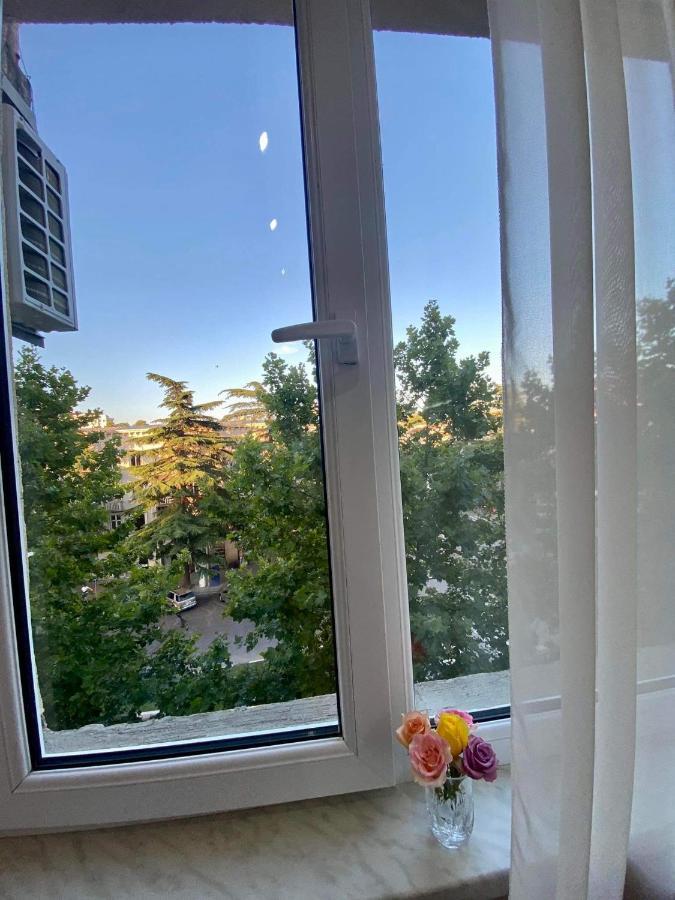 Room 27 In Кутаїсі Екстер'єр фото